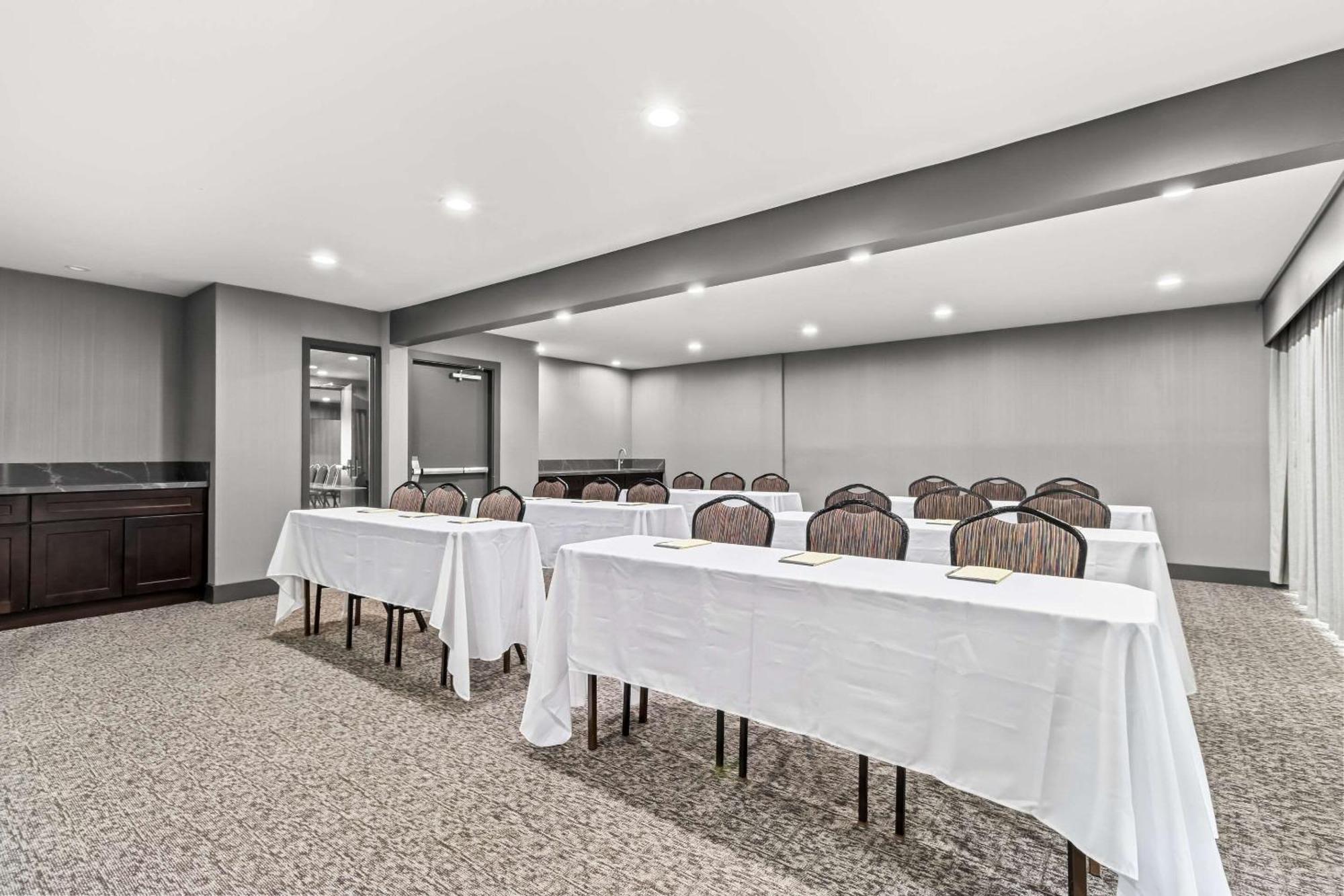 Hourglass Hotel, Ascend Hotel Collection Bakersfield Dış mekan fotoğraf
